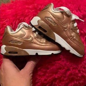 Nike AirMax toddler shoes